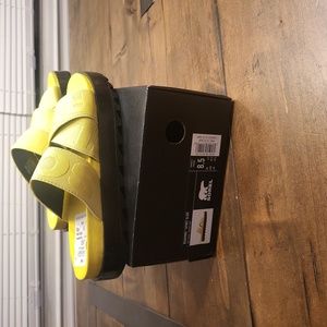 NWT Sorel Roaming Sport Slide- 8 1/2